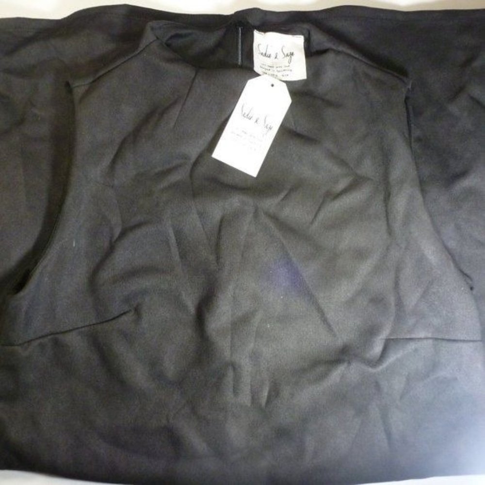 Sadie & Sage Black Dress Size Medium